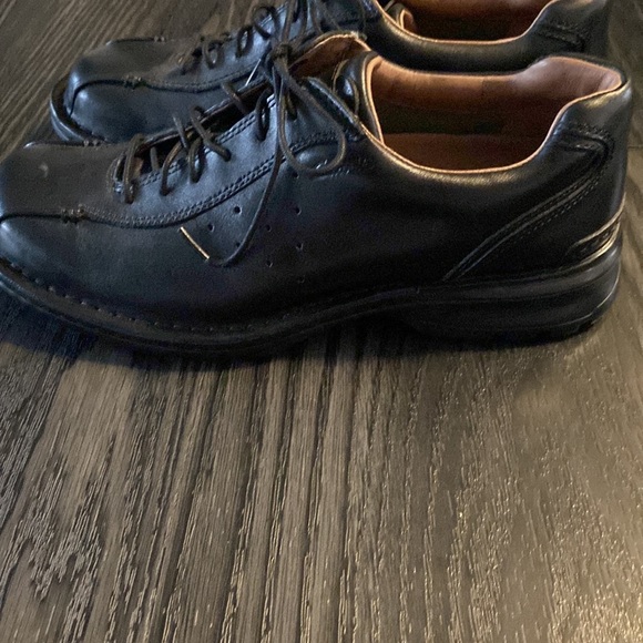 NWOB🍍CLARKS🍍SIZE 7M🍍M-1 - Picture 3 of 4